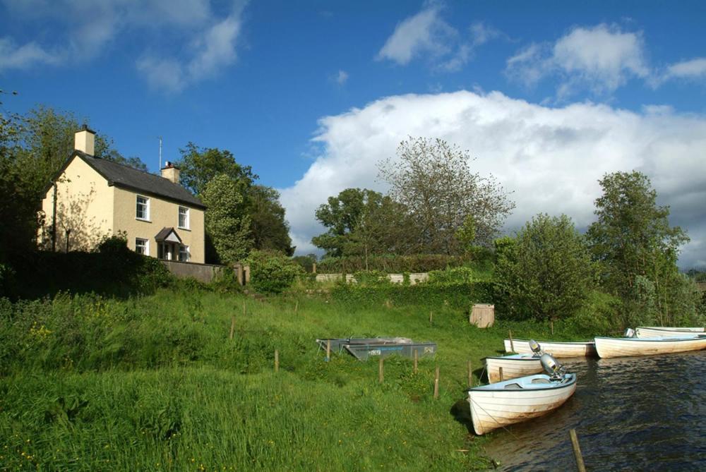 Belle Isle Castle And Cottages 恩尼斯基林 外观 照片