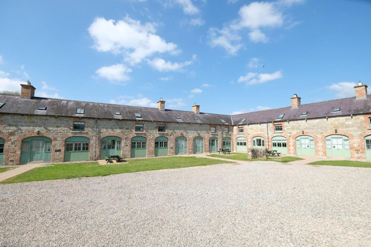 Belle Isle Castle And Cottages 恩尼斯基林 外观 照片